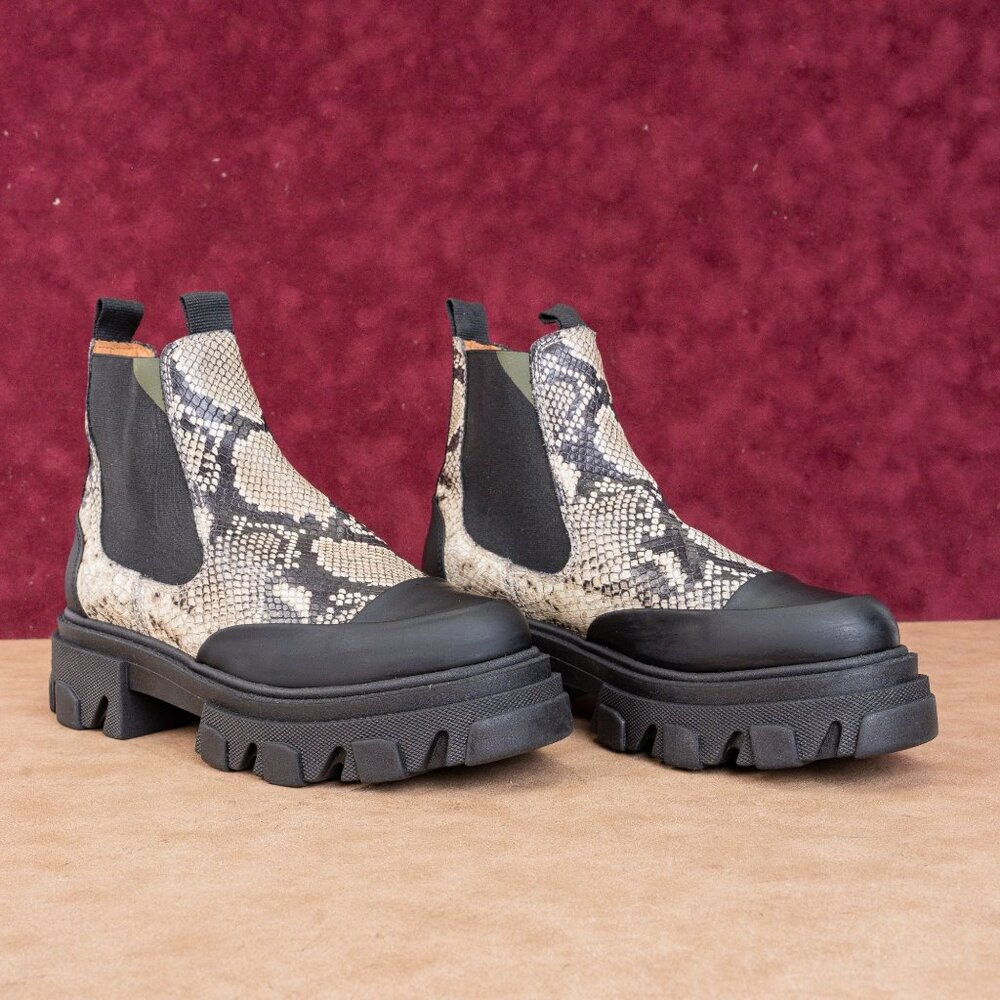 Ganni Women Chelsea Platform Print Leather Boots Size 9US 40EUR